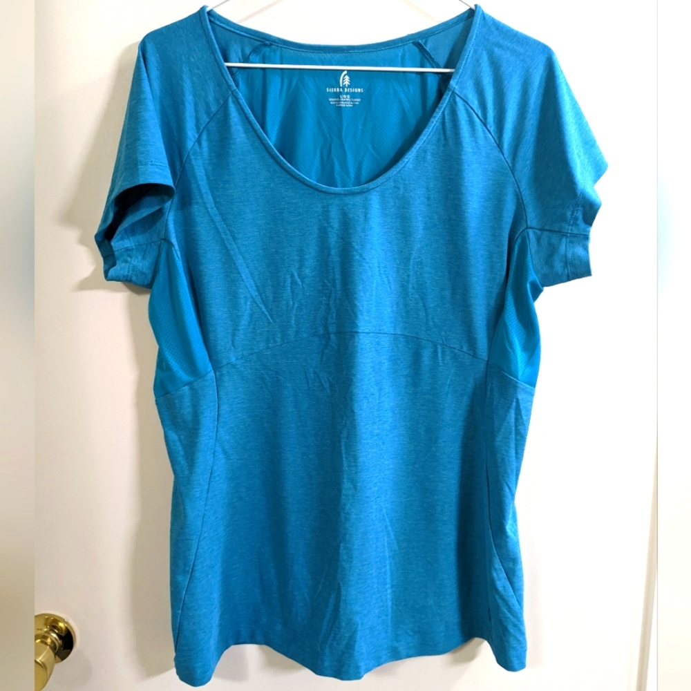 🌕 Sierra Designs teal breathable tee-shirt